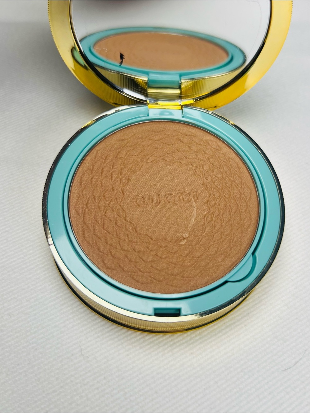 GUCCI Poudre De Beauté Éclat Soleil Powder Bronzer 02-Light no box - Picture 4 of 6